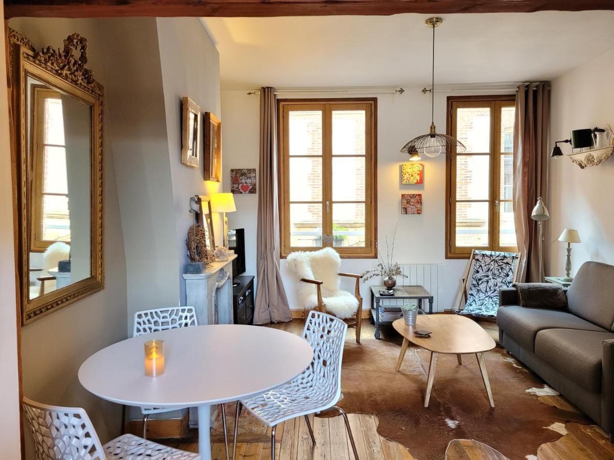 Apartamento Le Valentin - Parking Prive - Coeur Historique Honfleur Exterior foto