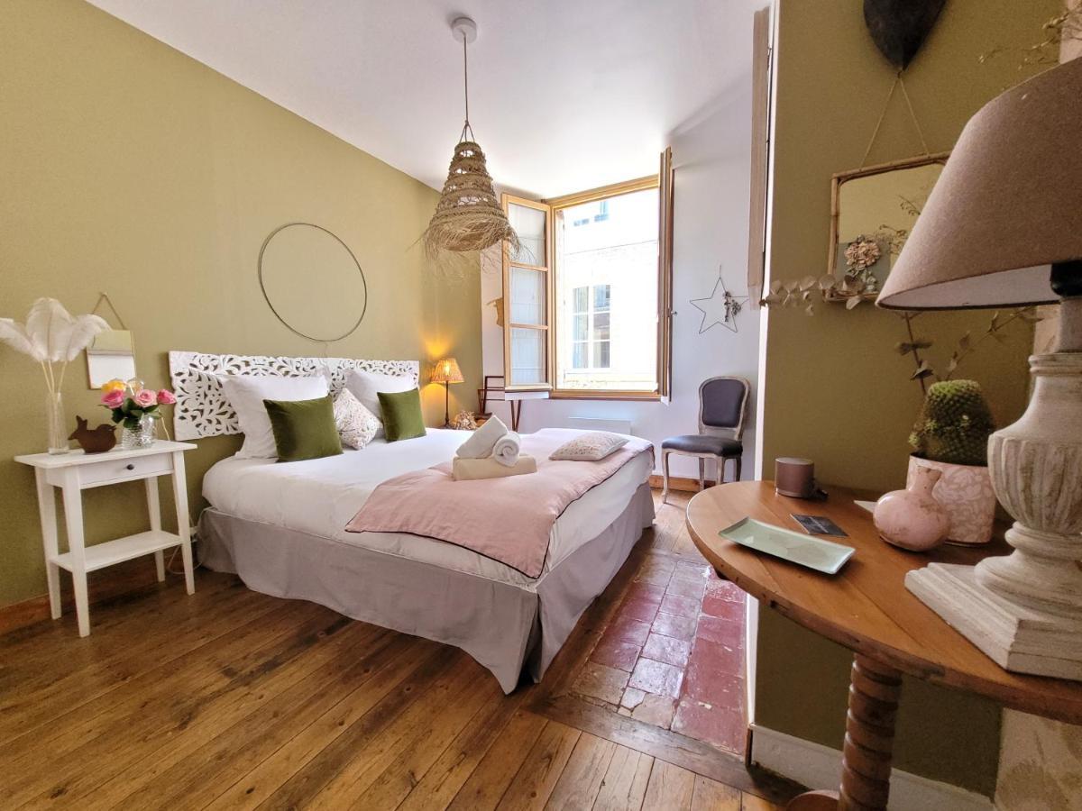 Apartamento Le Valentin - Parking Prive - Coeur Historique Honfleur Exterior foto