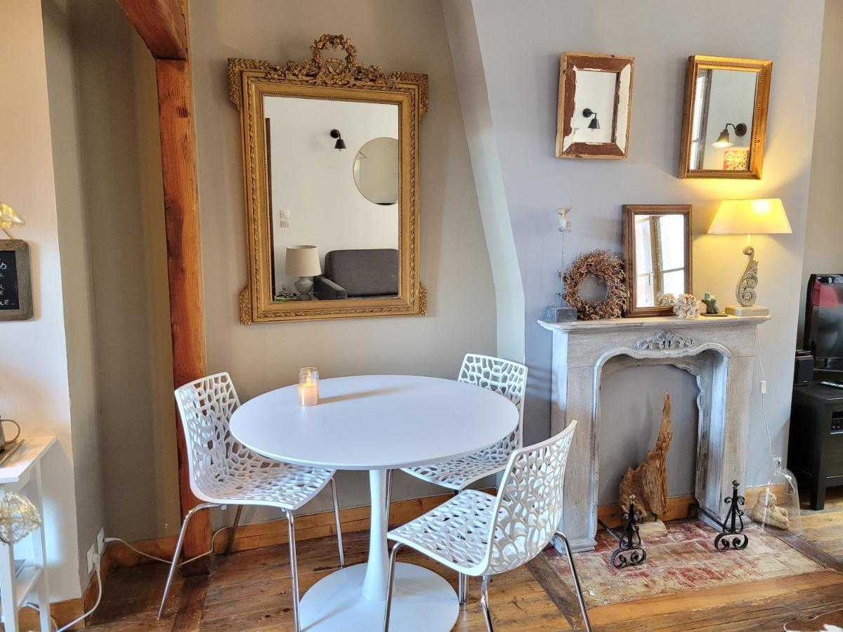 Apartamento Le Valentin - Parking Prive - Coeur Historique Honfleur Exterior foto