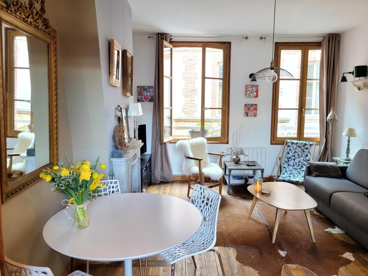 Apartamento Le Valentin - Parking Prive - Coeur Historique Honfleur Exterior foto