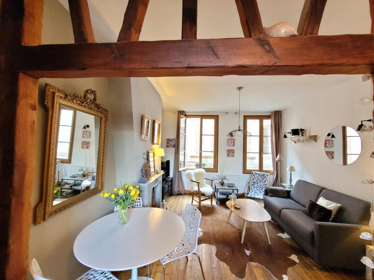 Apartamento Le Valentin - Parking Prive - Coeur Historique Honfleur Exterior foto